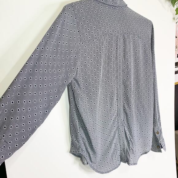 Maeve Anthropologie Button Down Blouse Women’s 6 Gray Geometric Print - Picture 11 of 16